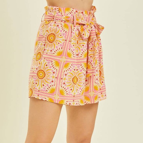 Heyson 2 Piece Celestial Boho Shorts and Top Set - Picture 6 of 12